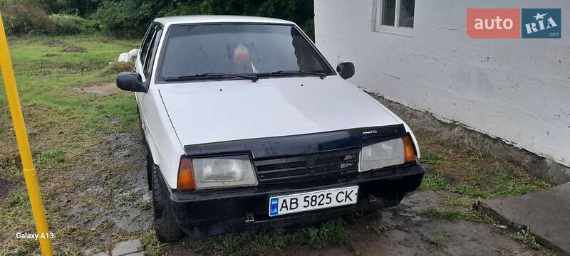 Хэтчбек ВАЗ / Lada 2109 1993 в Попельне