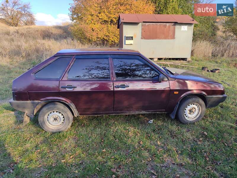 Хэтчбек ВАЗ / Lada 2109 2011 в Опошне