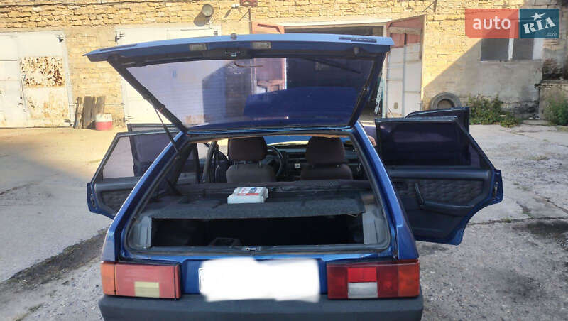 Хетчбек ВАЗ / Lada 2109 2002 в Миколаєві