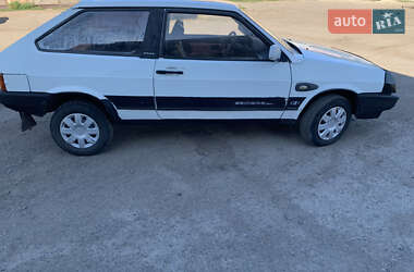 Хэтчбек ВАЗ 2109 1988 в 