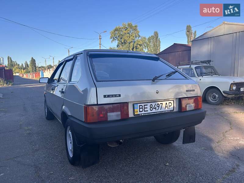 Хэтчбек ВАЗ / Lada 2109 2009 в Киеве