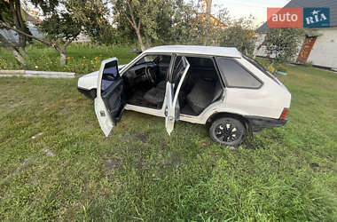 Хэтчбек ВАЗ 2109 1999 в 