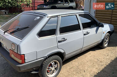 Хэтчбек ВАЗ / Lada 2109 2003 в Стрые