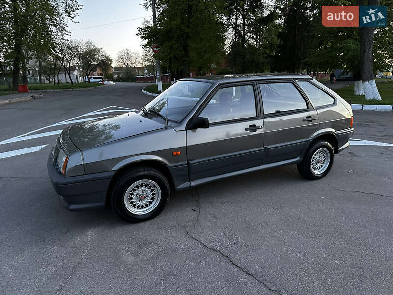 Хэтчбек ВАЗ / Lada 2109 1992 в Виннице