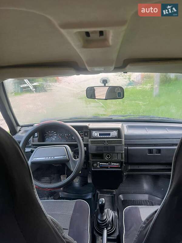 Хэтчбек ВАЗ / Lada 2109 2003 в Сумах