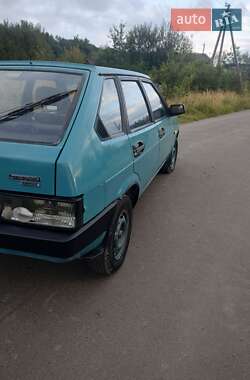 Хэтчбек ВАЗ 2109 1990 в 