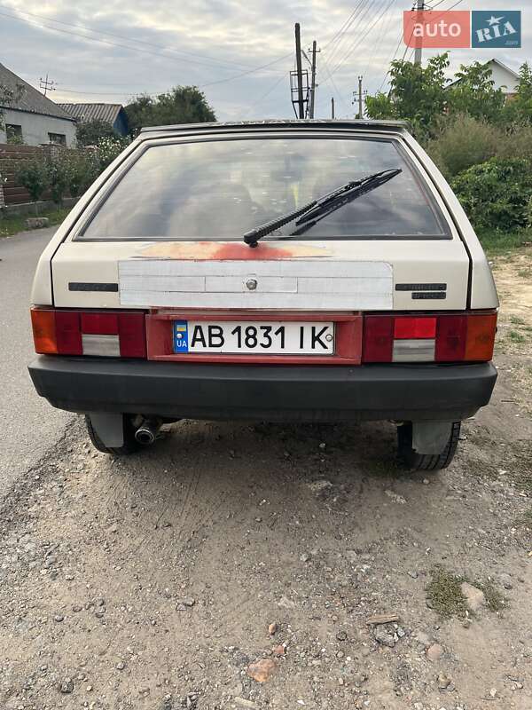 Хэтчбек ВАЗ / Lada 2109 1998 в Немирове