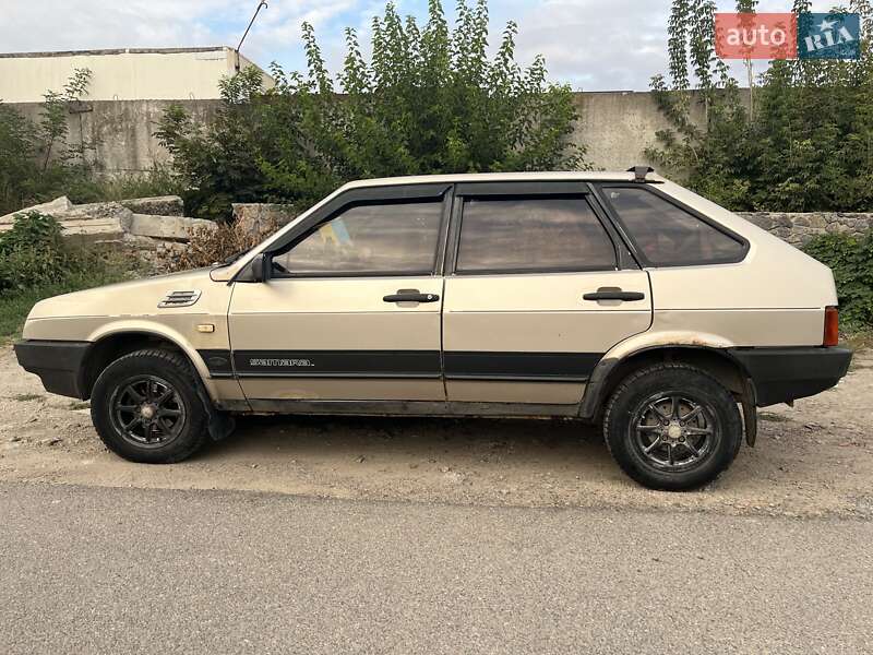 Хэтчбек ВАЗ / Lada 2109 1998 в Немирове