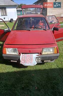 Хэтчбек ВАЗ 2109 1988 в Бродах