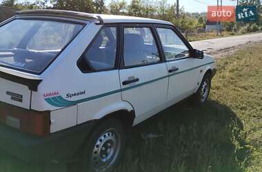 Хэтчбек ВАЗ 2109 1991 в 
