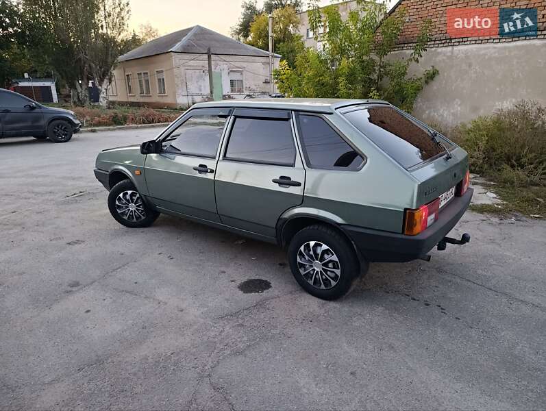 Хэтчбек ВАЗ 2109 2008 в 