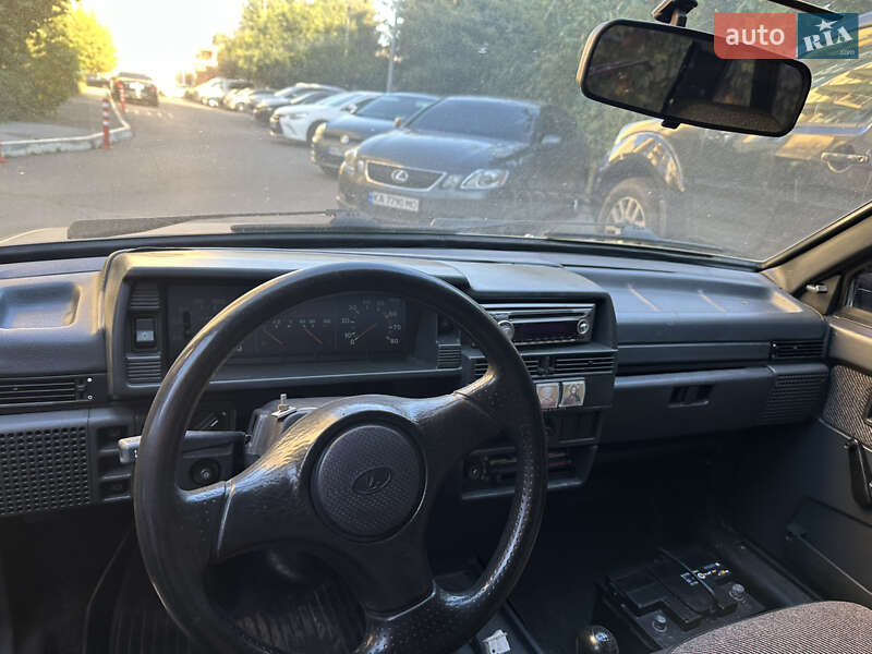 Хэтчбек ВАЗ / Lada 2109 2001 в Киеве