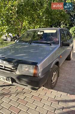 Хэтчбек ВАЗ 2109 2009 в 