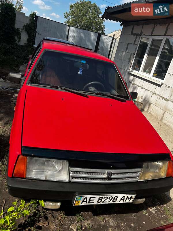 Хетчбек ВАЗ / Lada 2109 1995 в Новомосковську