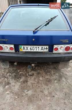 Хетчбек ВАЗ 2109 2003 в 