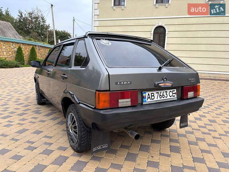 Хэтчбек ВАЗ / Lada 2109 1991 в Могилев-Подольске