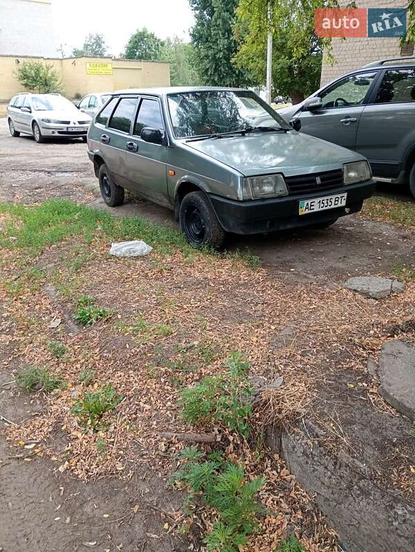 Хэтчбек ВАЗ / Lada 2109 1993 в Павлограде