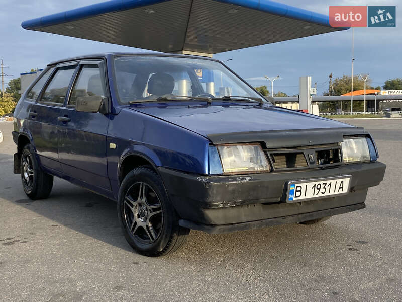 Хэтчбек ВАЗ / Lada 2109 2002 в Кременчуге