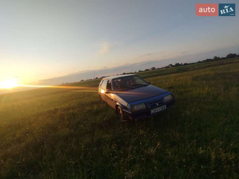Хэтчбек ВАЗ / Lada 2109 1989 в Хмельницком