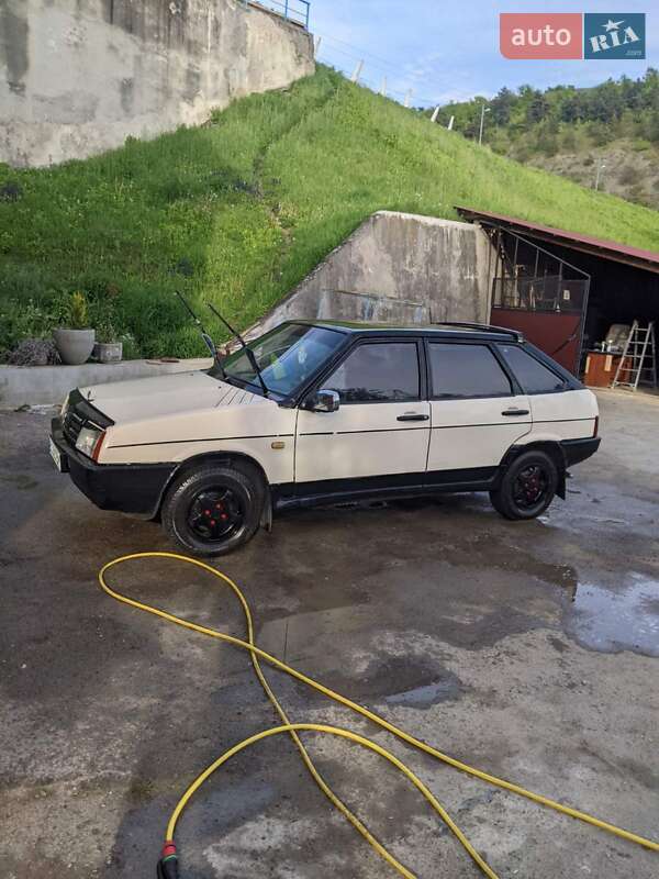 Хетчбек ВАЗ / Lada 2109 1996 в Борщеві