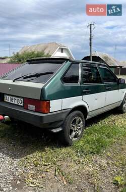 Хетчбек ВАЗ 2109 2003 в 