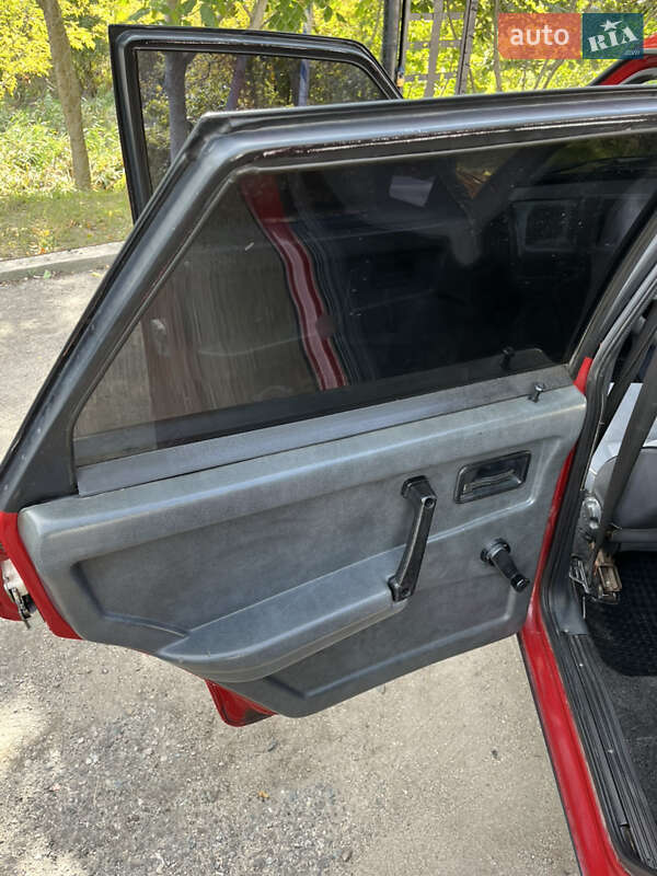 Хэтчбек ВАЗ / Lada 2109 1994 в Запорожье