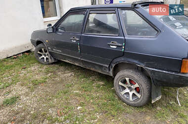 Хэтчбек ВАЗ 2109 1999 в Кременце