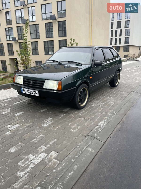 ВАЗ / Lada 2109 2002