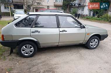 Хэтчбек ВАЗ 2109 2001 в 