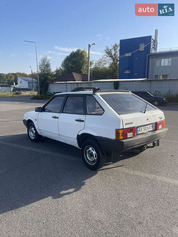 Хэтчбек ВАЗ / Lada 2109 1988 в Харькове фото 5 Хэтчбек ВАЗ / Lada 2109 1988 в Харькове