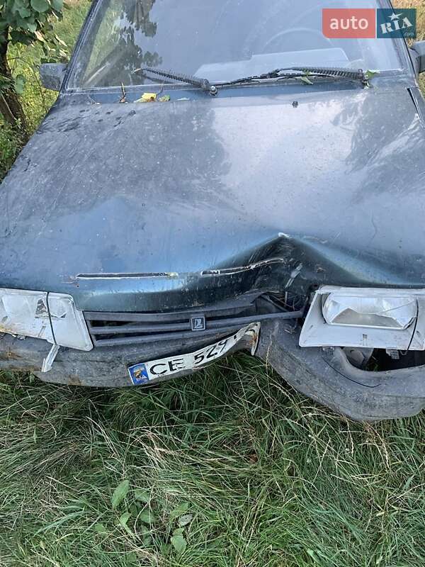 Хетчбек ВАЗ / Lada 2109 2004 в Кельменцях фото 7 Хетчбек ВАЗ / Lada 2109 2004 в Кельменцях