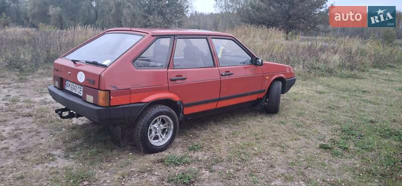 Хэтчбек ВАЗ / Lada 2109 1992 в Хорошеве фото 7 Хэтчбек ВАЗ / Lada 2109 1992 в Хорошеве