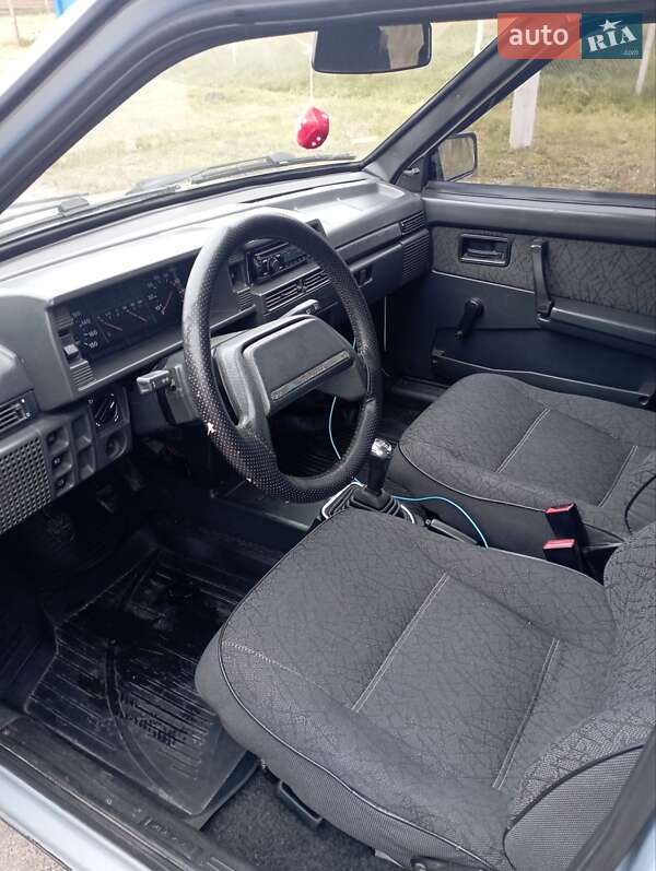 Хэтчбек ВАЗ / Lada 2109 2005 в Дубровице