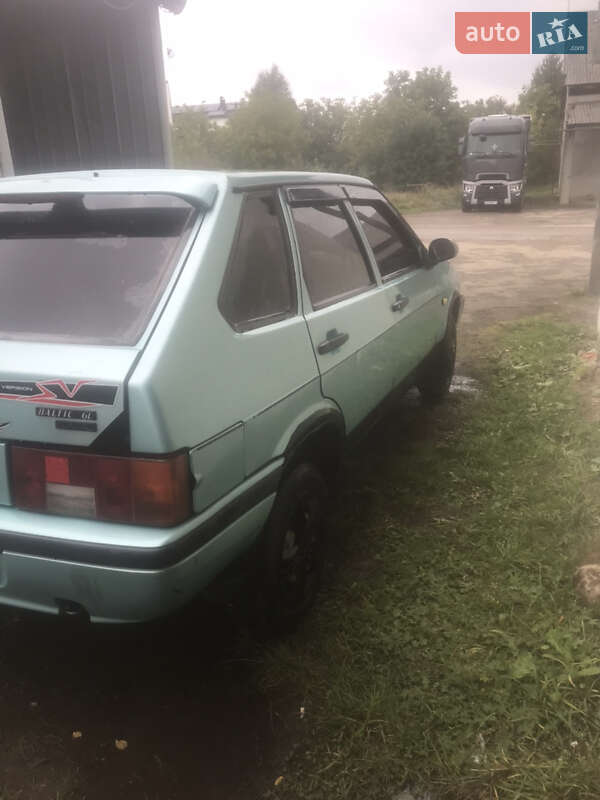 Хетчбек ВАЗ / Lada 2109 1998 в Калуші