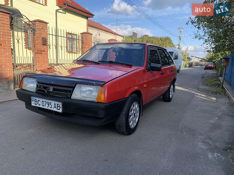 Хэтчбек ВАЗ / Lada 2109 1991 в Львове