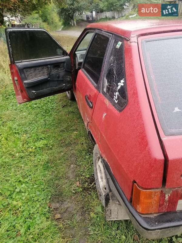 Хэтчбек ВАЗ / Lada 2109 1992 в Хмельницком