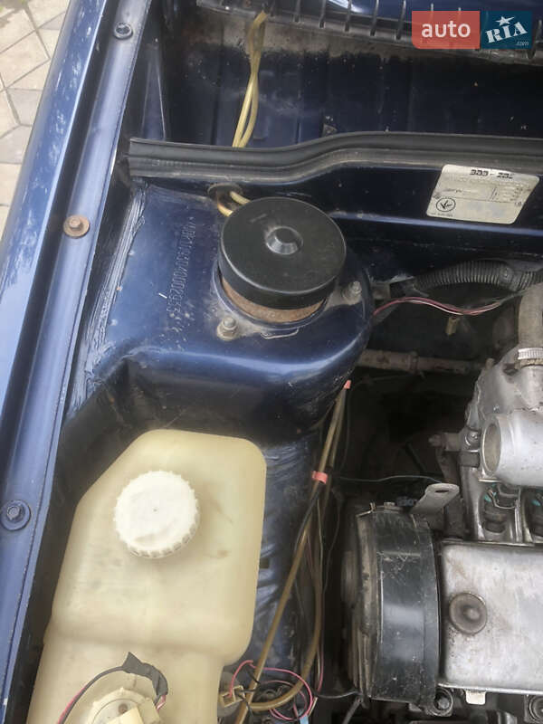 Хэтчбек ВАЗ / Lada 2109 2004 в Остроге