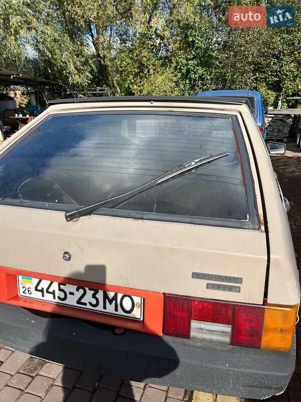 Хэтчбек ВАЗ / Lada 2109 1985 в Черновцах