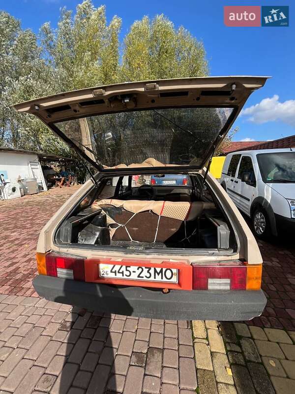 Хэтчбек ВАЗ / Lada 2109 1985 в Черновцах