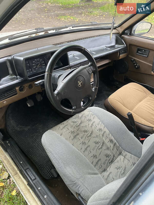Хэтчбек ВАЗ / Lada 2109 1988 в Александровке