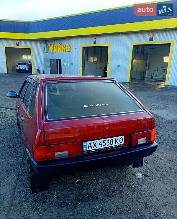 Хэтчбек ВАЗ / Lada 2109 1992 в Изюме