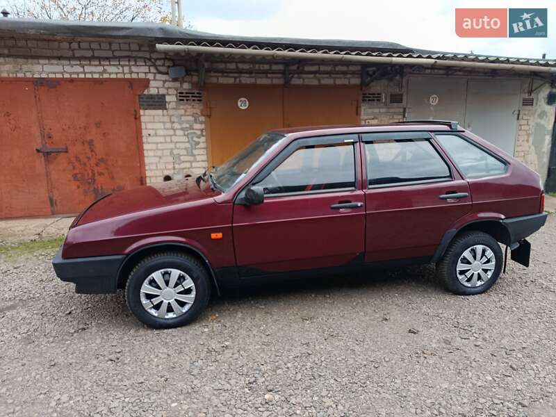 Хэтчбек ВАЗ / Lada 2109 2006 в Кривом Роге