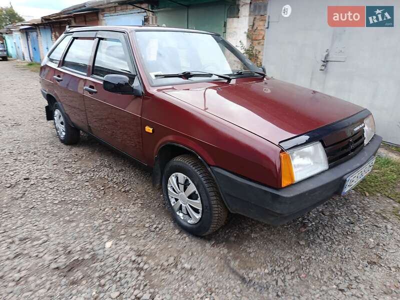 Хэтчбек ВАЗ / Lada 2109 2006 в Кривом Роге