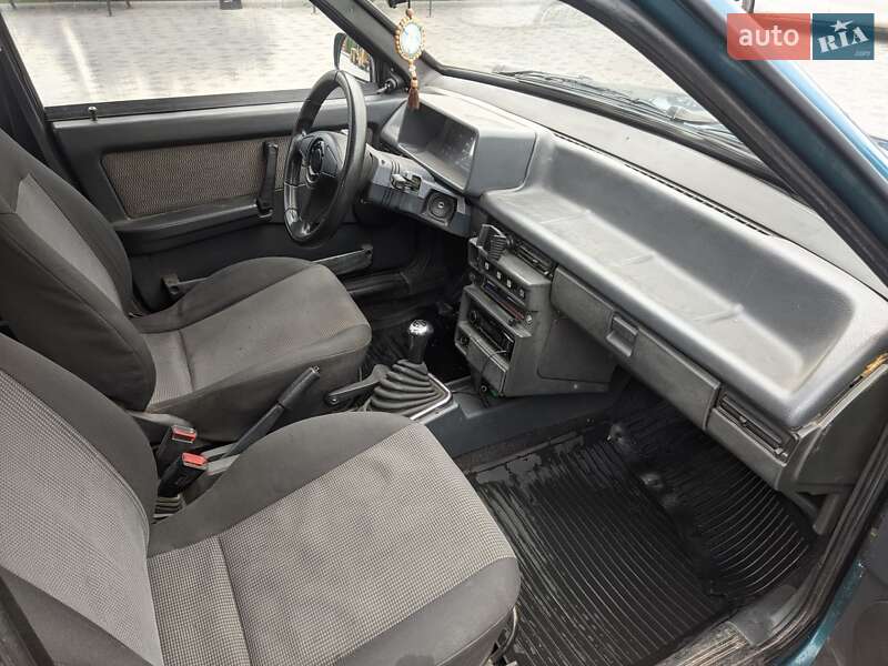 Хетчбек ВАЗ / Lada 2109 1989 в Кропивницькому фото 7 Хетчбек ВАЗ / Lada 2109 1989 в Кропивницькому