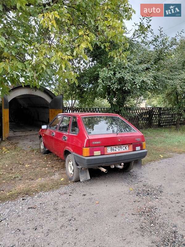 Хэтчбек ВАЗ / Lada 2109 1992 в Полтаве