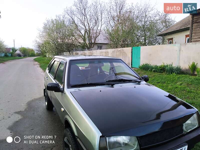 Хэтчбек ВАЗ / Lada 2109 1995 в Нежине фото 3 Хэтчбек ВАЗ / Lada 2109 1995 в Нежине