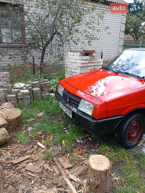 Хэтчбек ВАЗ / Lada 2109 1992 в Помошной