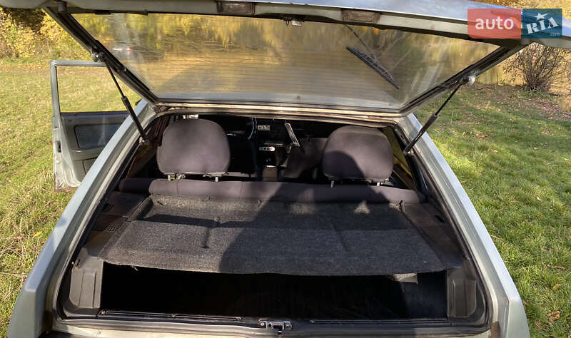 Хэтчбек ВАЗ / Lada 2109 2000 в Конотопе фото 13 Хэтчбек ВАЗ / Lada 2109 2000 в Конотопе