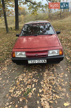 Хэтчбек ВАЗ 2109 1991 в  Хэтчбек ВАЗ 2109 1991 в