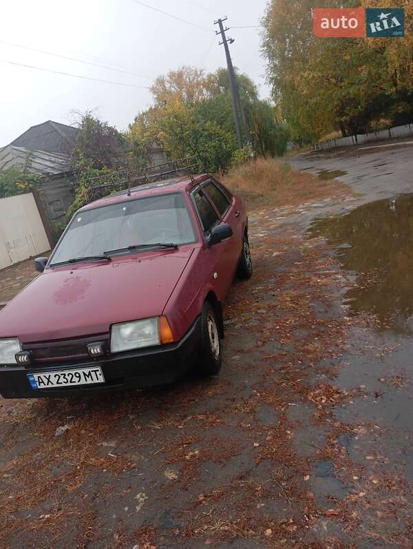 Хэтчбек ВАЗ / Lada 2109 1992 в Изюме